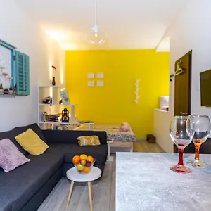 Appartamento Studio Apartman Baronessa Adriana, Fiume